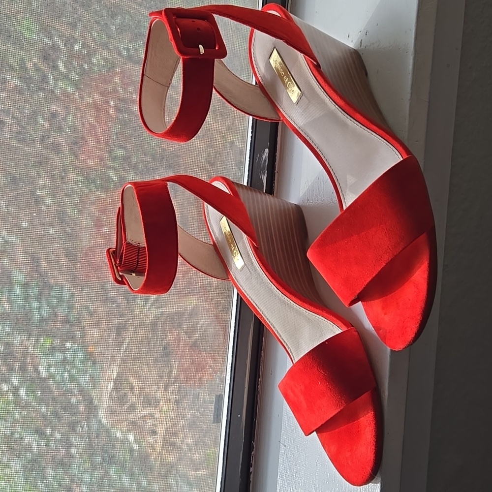 Wedge Sandals 9.5 M Louise et Cie